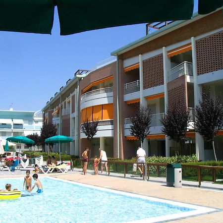 Apartamento Residenza Le Acacie Bibione Exterior foto