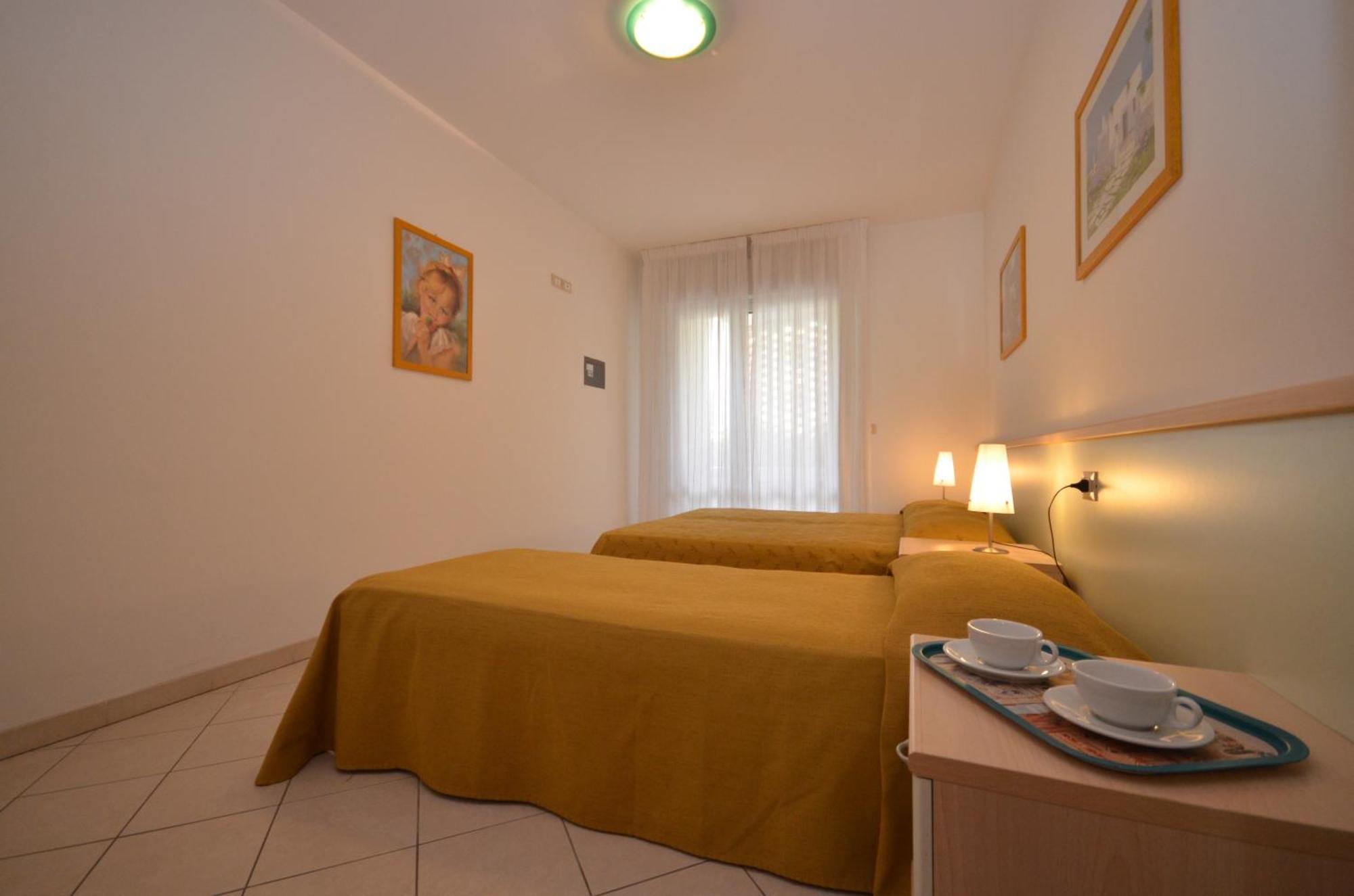 Apartamento Residenza Le Acacie Bibione Exterior foto