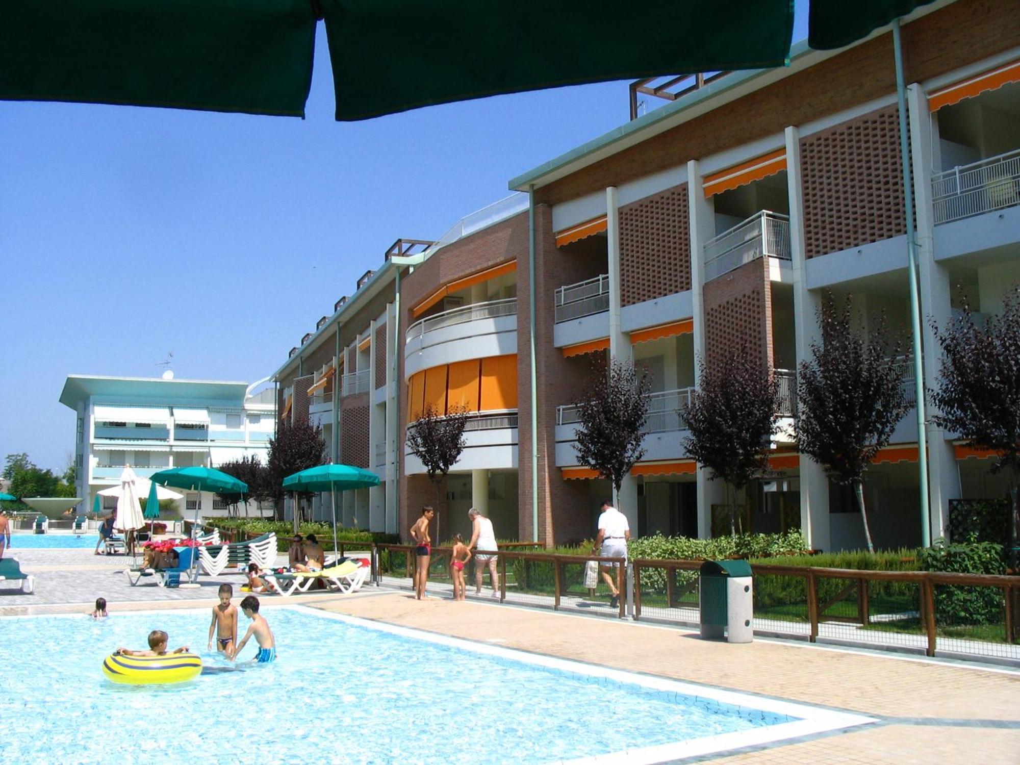 Apartamento Residenza Le Acacie Bibione Exterior foto