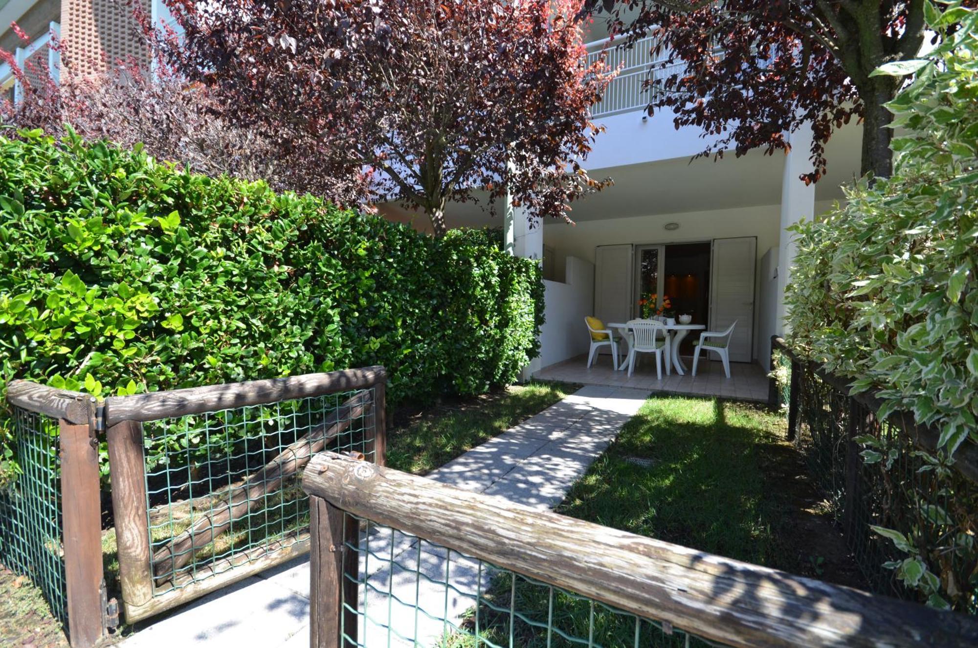 Apartamento Residenza Le Acacie Bibione Exterior foto